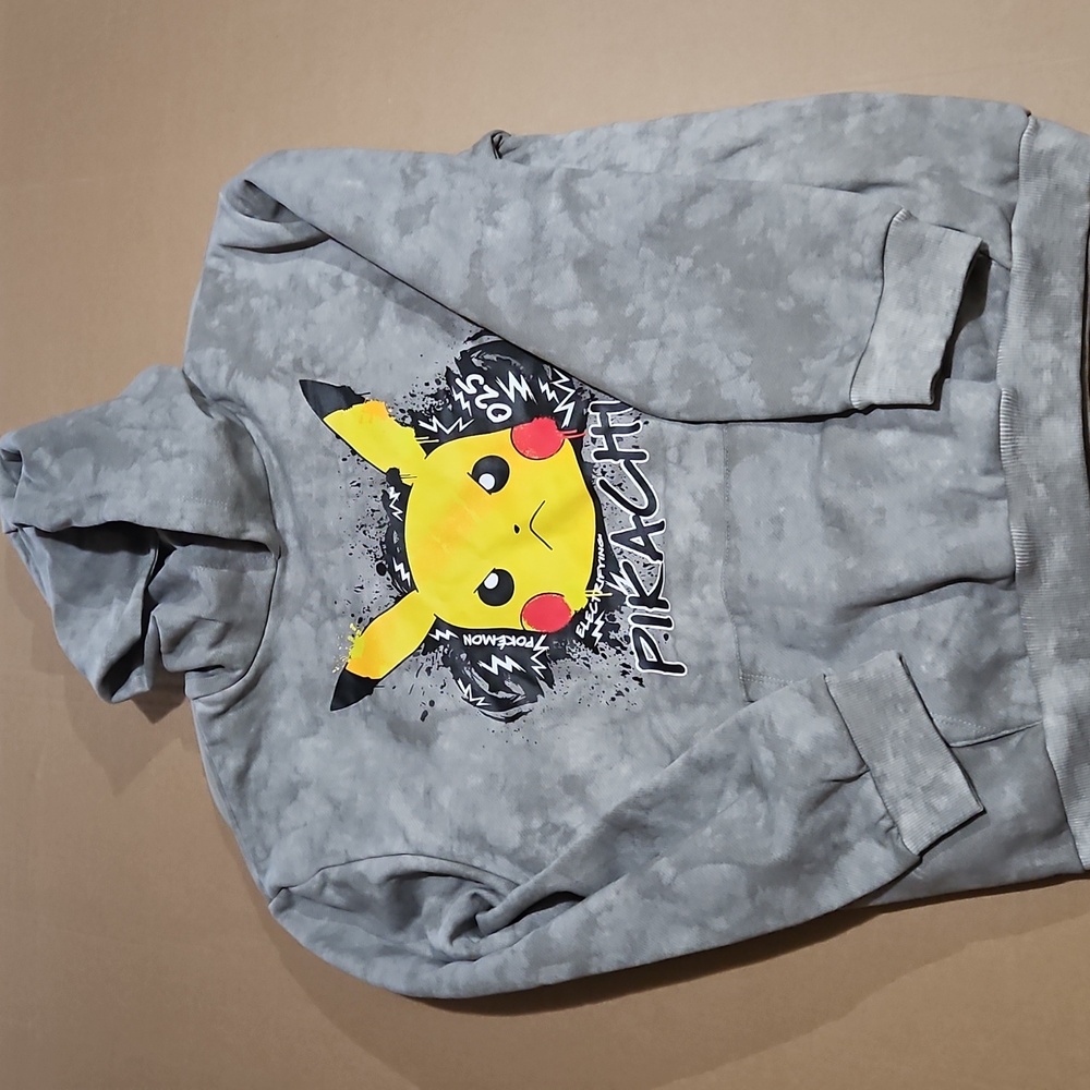 NWT Pokemon Pikachu Hoodie